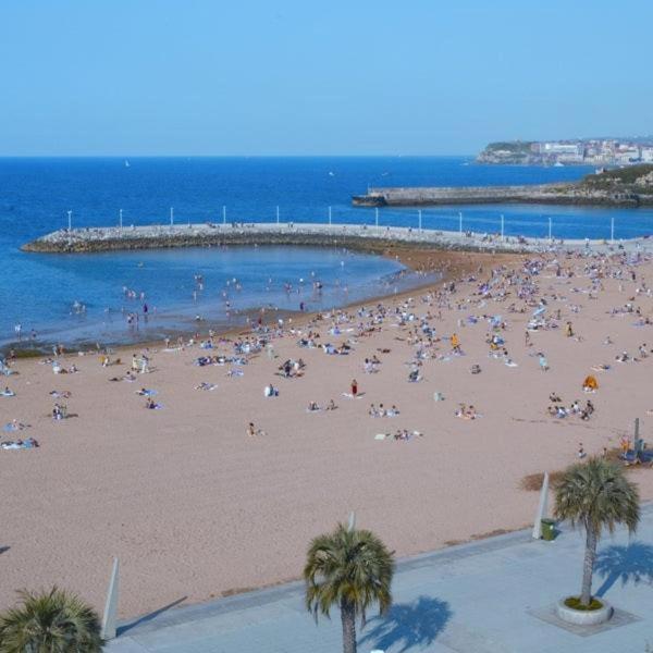Apartamento Arbeyal Playa Хихон Екстериор снимка